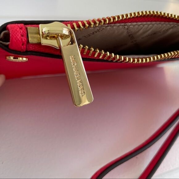 Michael Michael Kors Jet Set Coral Reef Saffiano Leather 3-in-1 Crossbody Bag - Picture 12 of 15